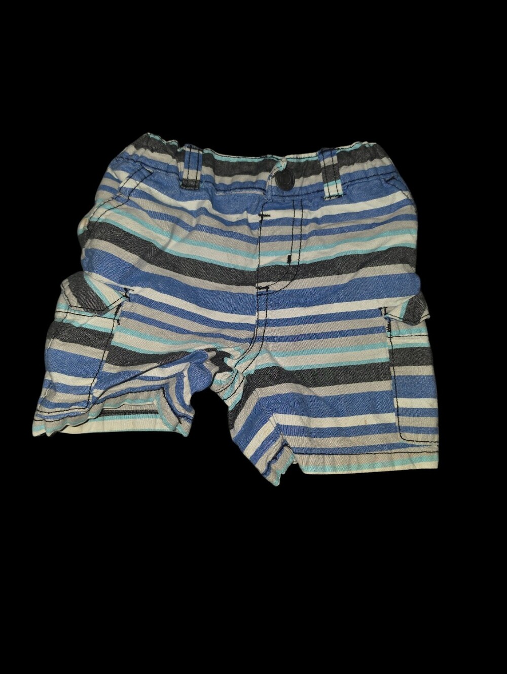 9/8/13.Garnimals Striped Boys Shorts(PRICE IS FIRM IF YOUR JUST BUYING THIS ITEM